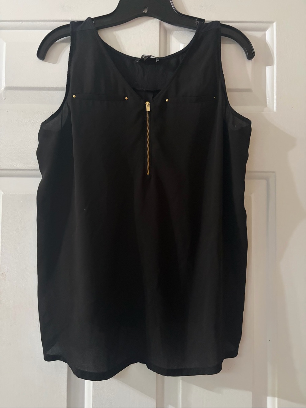 Express gold zipper tank top black. Size large.